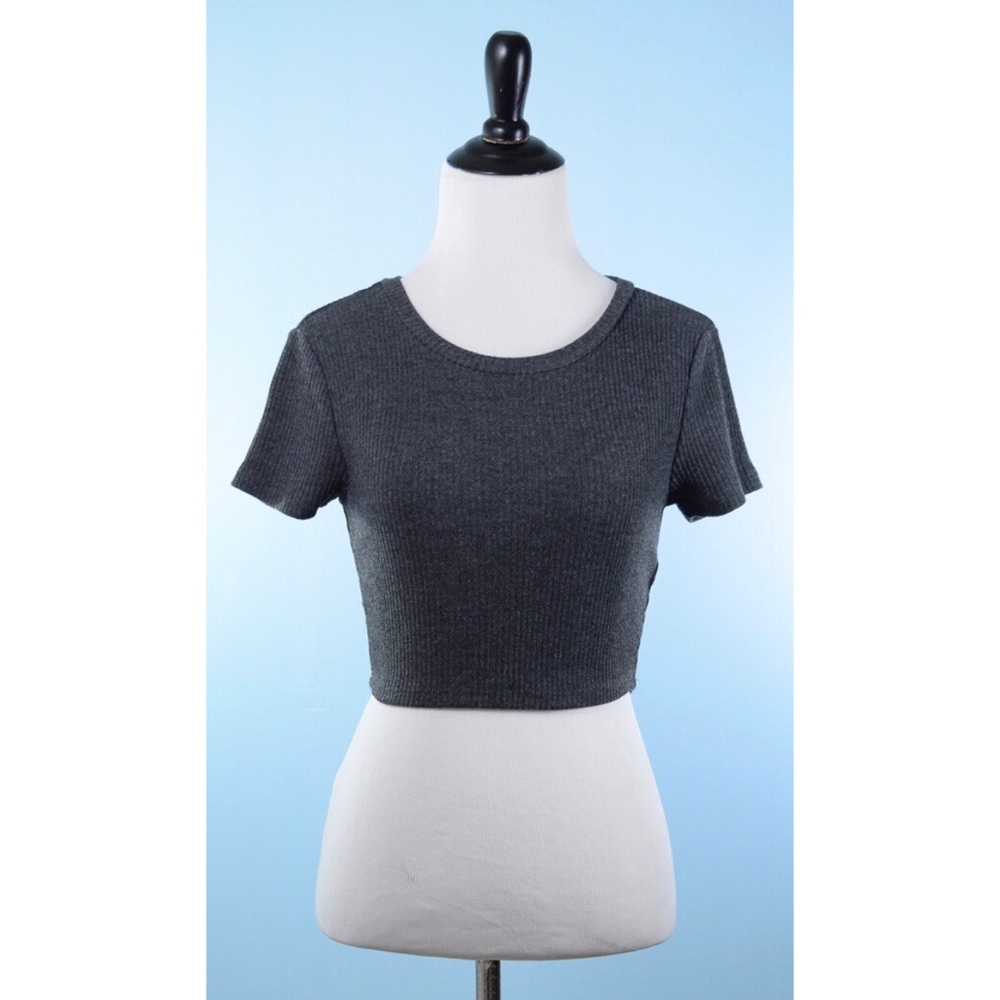 FOREVER 21 Crop top Small